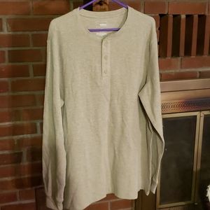 Long sleeve t-shirt